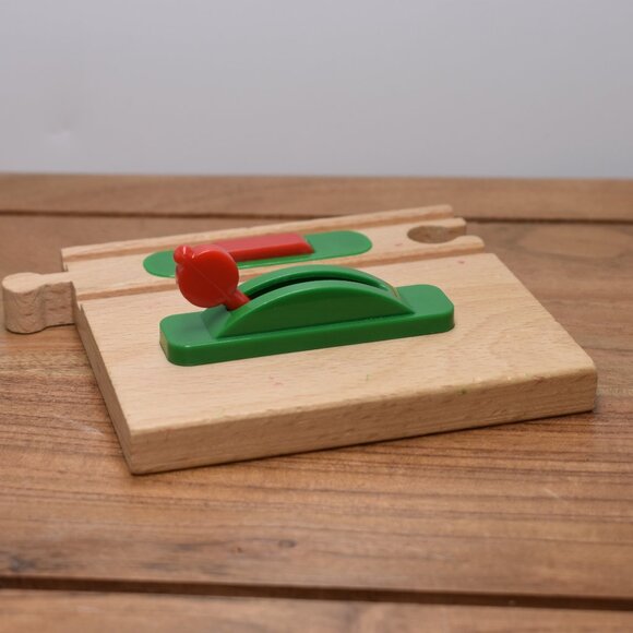 BRIO 33669 AUTO STOP START TRACK for Thomas and Friends Wooden Railway Train Set - Picture 4 of 6
